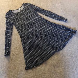 Light weight, patterned dress